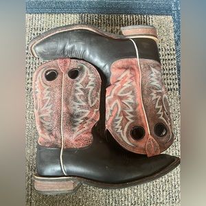 Justin cowboy boots